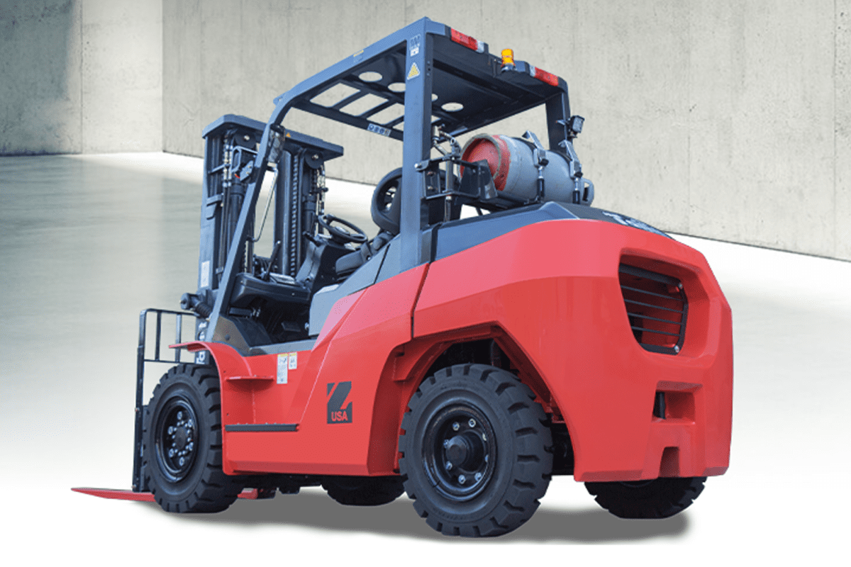 Tailift PFG50P LPG Forklift with pneumatic tires in operation